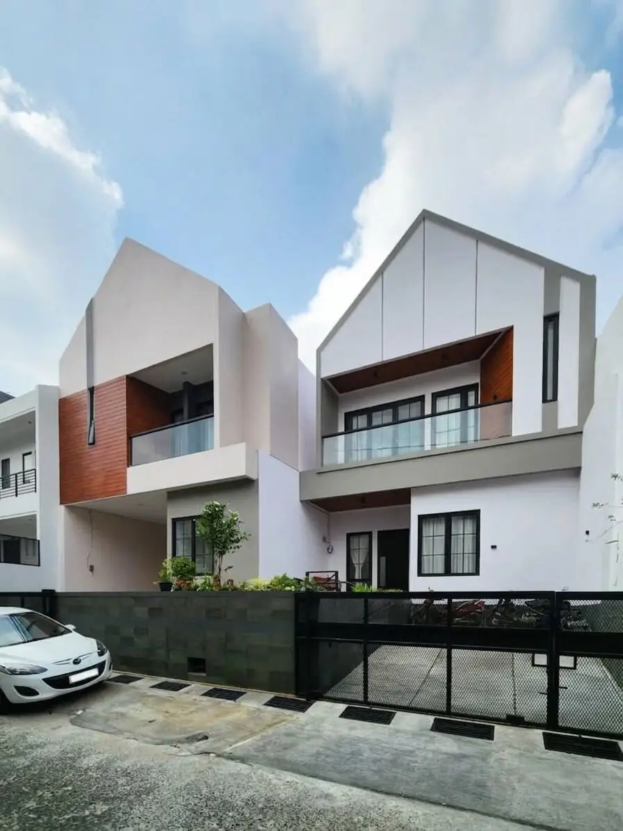 Meno House
